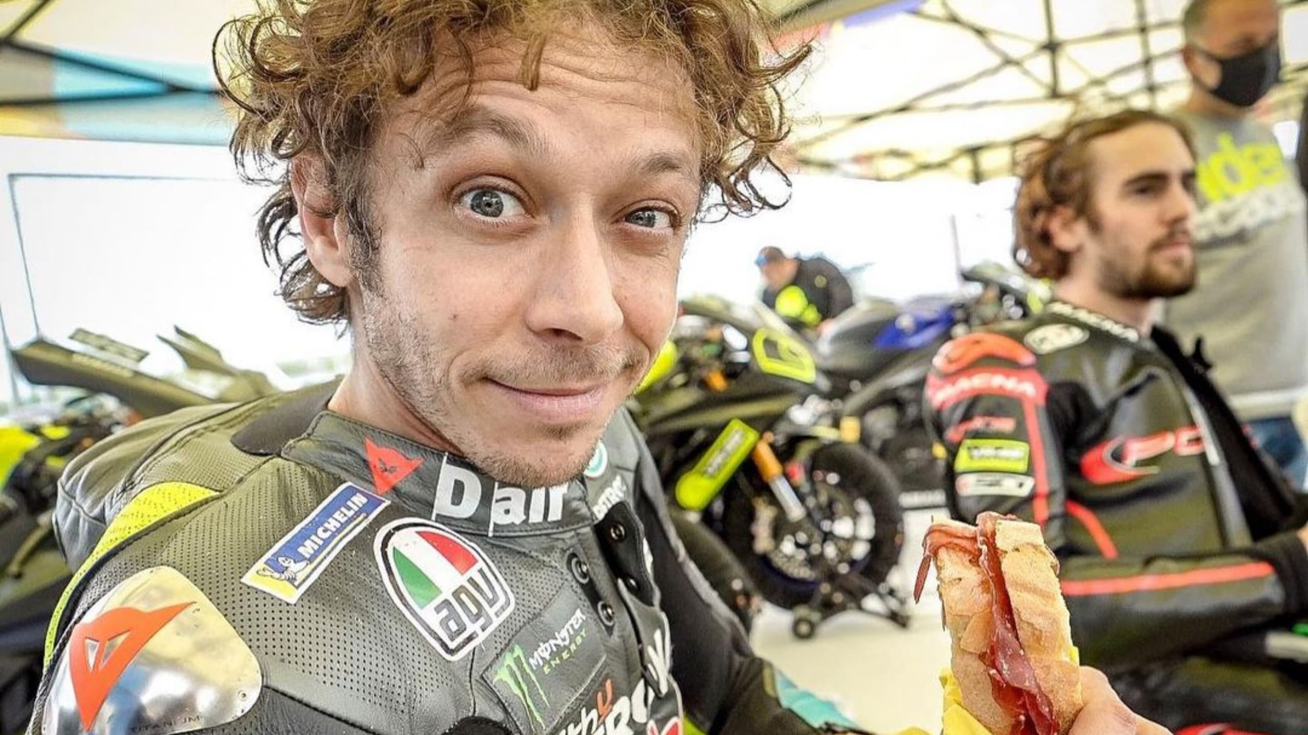 Valentino Rossi e l'Academy: tutti in pista a Pomposa!