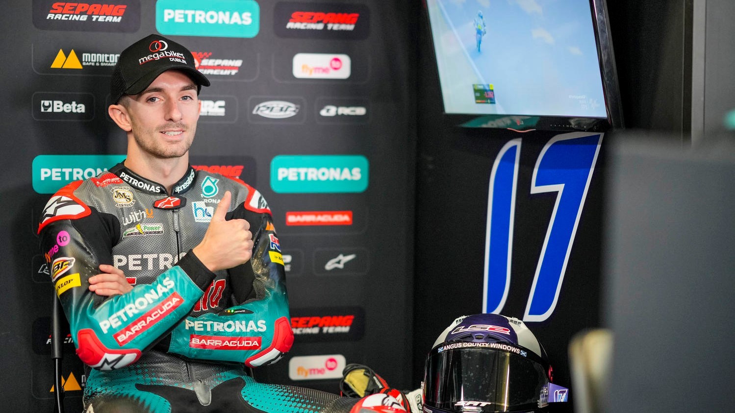 Moto3 GP Francia, FP1: McPhee apre il venerdì su pista bagnata