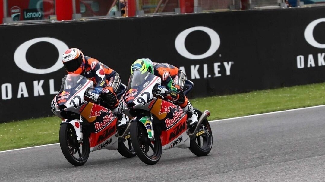 Red Bull Rookies Cup: Furusato e Munoz trionfano al Mugello