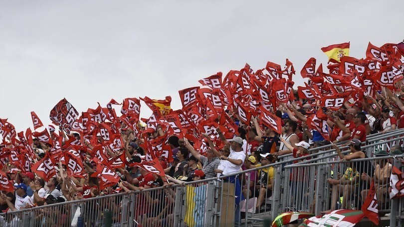 MotoGP, towards normality: 20,000 people at the Aragón GP