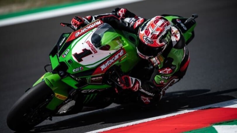 SBK, Kawasaki, Yamaha, Honda and BMW at Navarra for reconnaissance