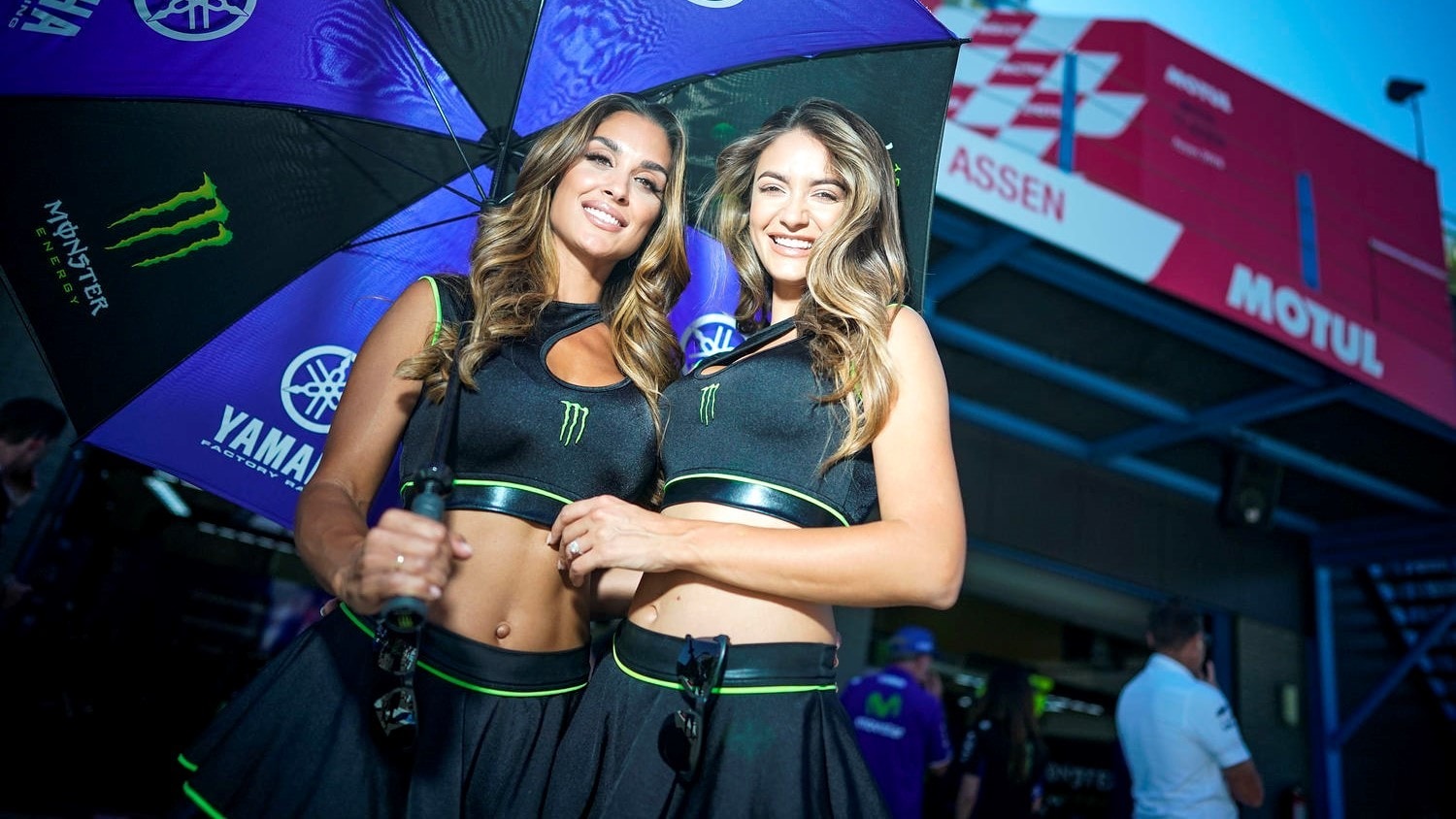 MotoGP, Assen amarcord: le ombrelline più belle del GP d'Olanda