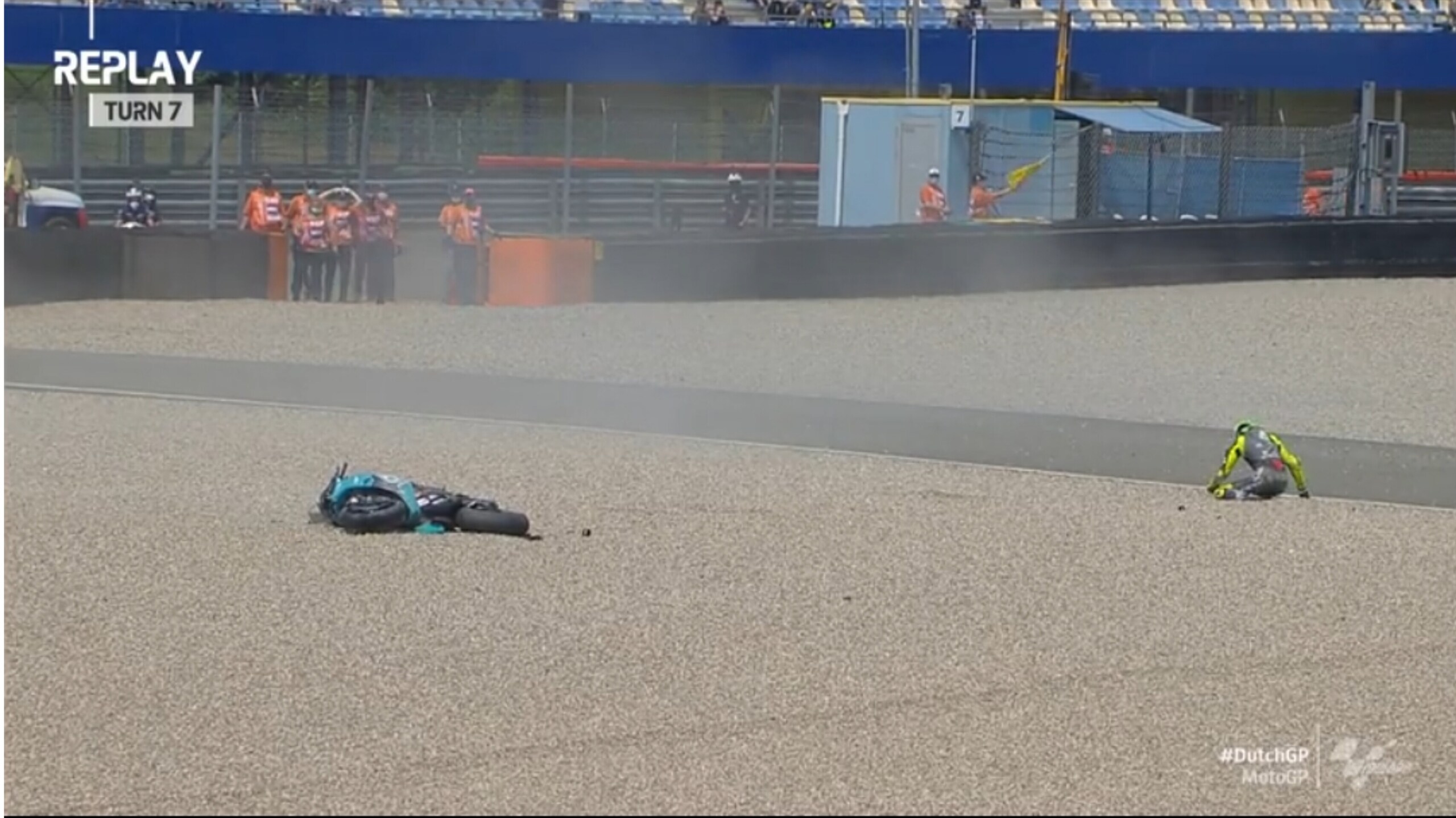 MotoGP Olanda: Valentino Rossi, una caduta che sa di addio
