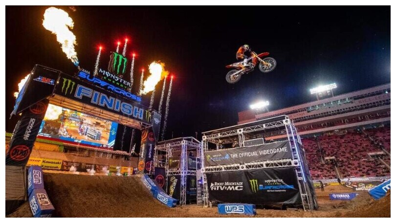 Monster Energy Supercross back under AMA control