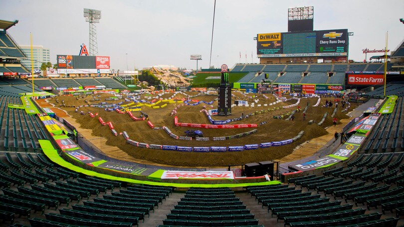 AMA Supercross: L’Angel Stadium di Anaheim scelto per la prima tappa