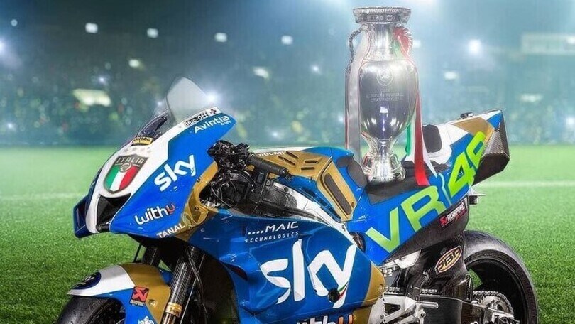 MotoGP: the Sky Racing Team showcases the blue of the national football team