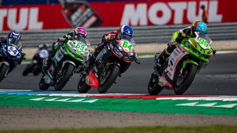 SSP300, Huertas a Most per fuggire, Booth-Amos per reagire