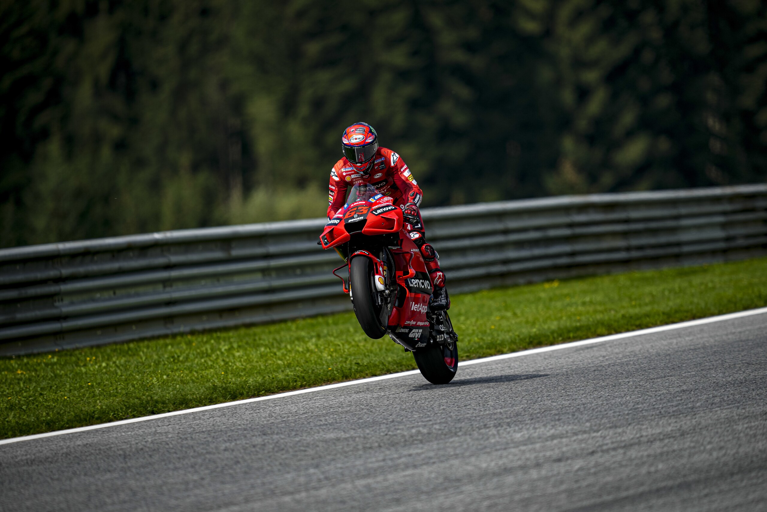 MotoGP, Bagnaia ottimista dopo le prove del GP di Gran Bretagna