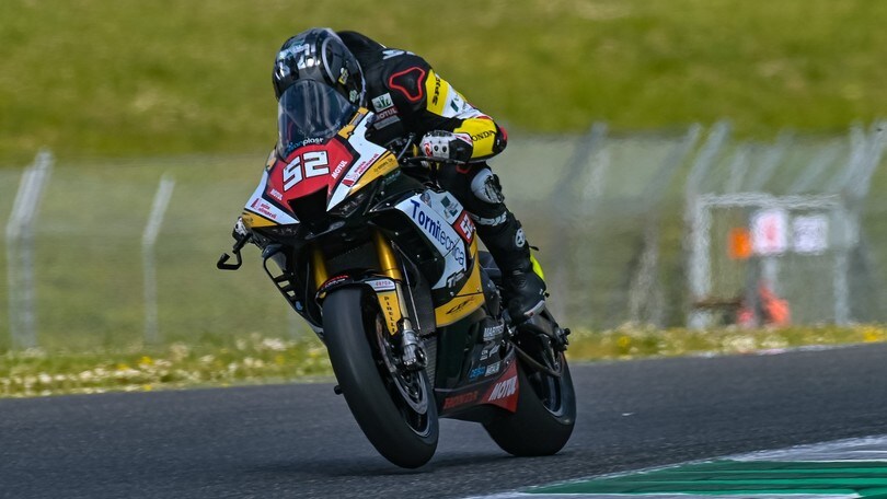 CIV Mugello: Delbianco si prende la pole provvisoria in SBK dopo la Q1