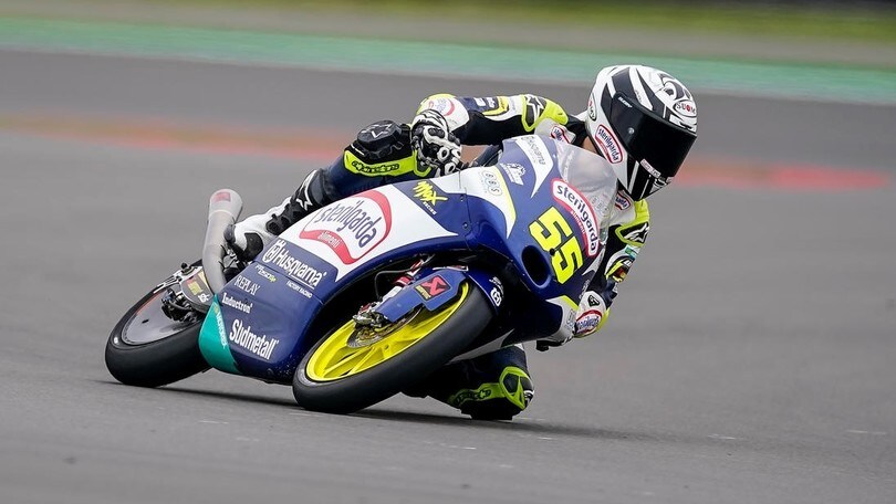 Moto3, FP3 GP Gran Bretagna: Fenati stratosferico, Acosta e Garcia in Q1