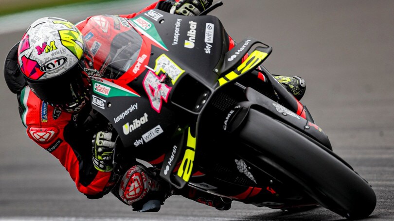 MotoGP Gran Bretagna: Aleix Espargaro regala il primo podio all'Aprilia
