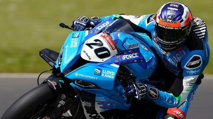 BSB: Brad Jones è stato dimesso dall'ospedale di Londra