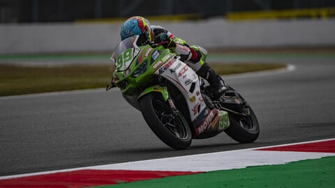 SSP300 Magny-Cours, Superpole: prima pole in carriera per Huertas