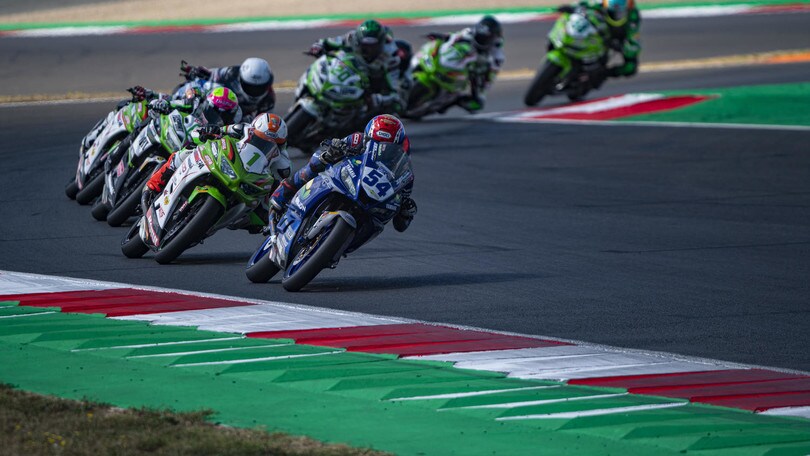 SSP300 Barcellona, FP: Bahattin Sofuoglu il migliore del venerdì