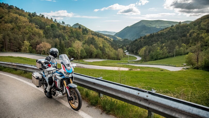 Giri e Gare: una fuga verso le Marche