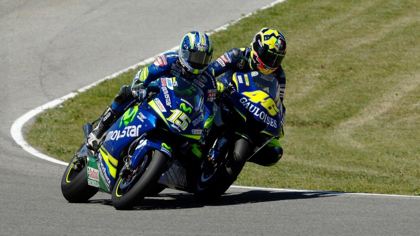 La sequenza del contatto tra Rossi e Gibernau a Jerez 2005