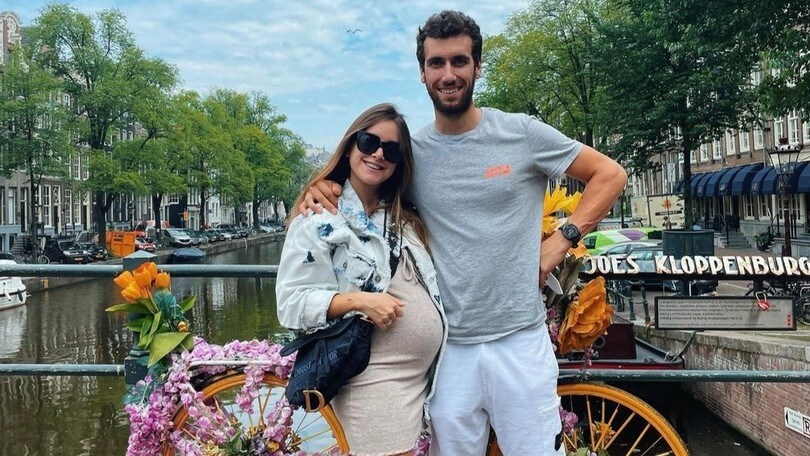 MotoGP: Fiocco azzurro in casa Rins, è nato il piccolo Lucas