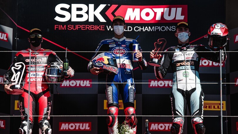 SBK Portimao: Razgatlioglu batte Redding in Gara 1, Rea a terra