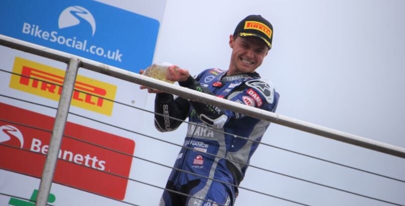 SBK, sogno Mondiale per Mackenzie: c'è un contatto con Go Eleven