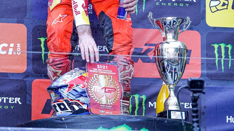 MXGP del Trentino: Herlings trionfa e va in fuga, giornata nera per Cairoli