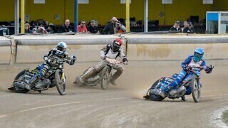 Manubri larghi: Speedway, aspettando i giovani
