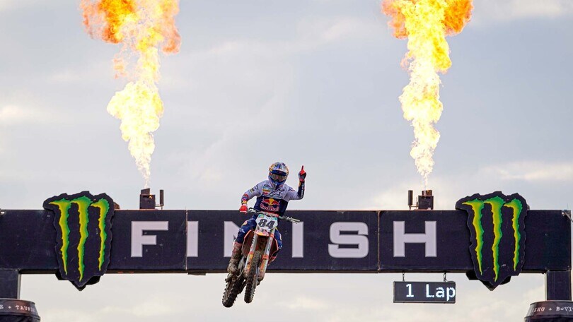 MXGP di Lombardia: Herlings vince, Febvre in rosso, Gajser giù dal podio