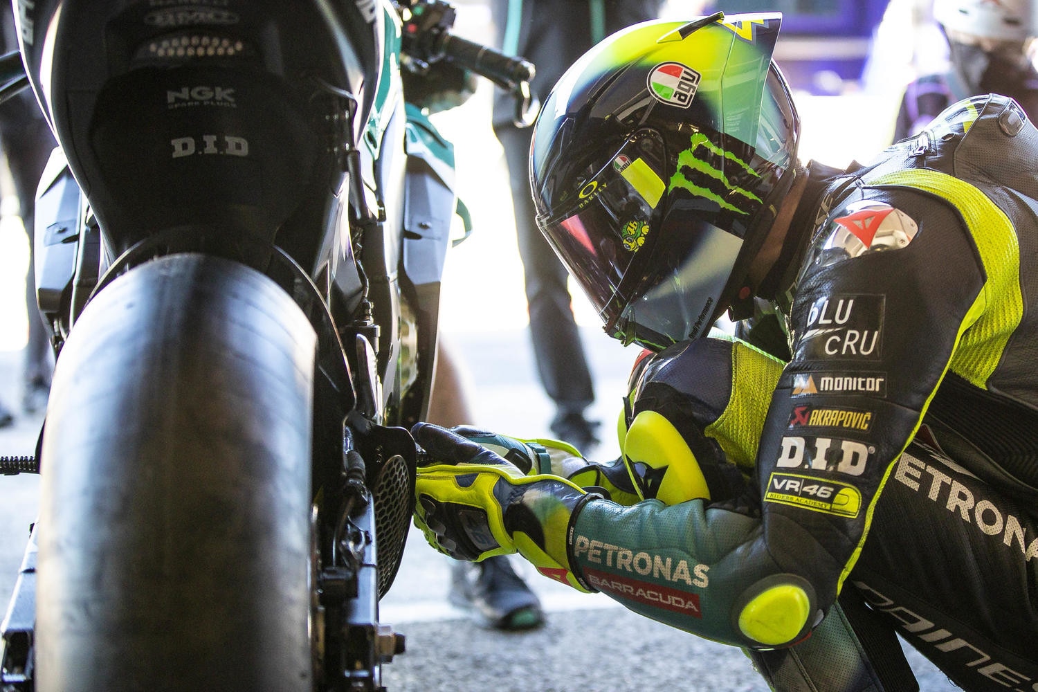 GP Valencia, Jovanotti e l'ultima di Rossi: “Domenica ci sarà da commuoversi”