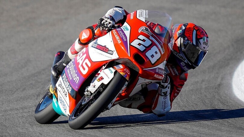 Moto3 Valencia: Guevara comanda le FP1, Migno terzo