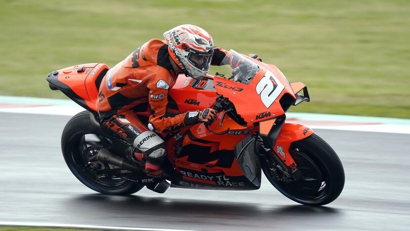 MotoGP Valencia, FP1: inizio sotto la pioggia con Lecuona in testa
