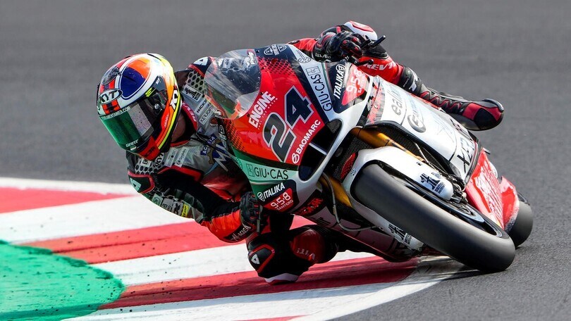 Moto2, GP Valencia: Simone Corsi in pole nove anni dopo