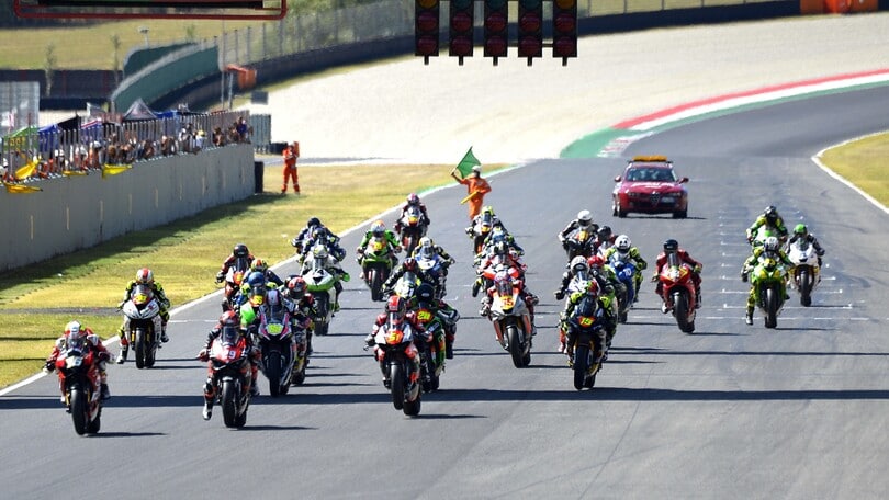 National Trophy 2022: arriva il monogomma Dunlop nella 600