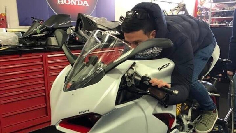 SSP: prima presa di contatto con la Panigale V2 per Caricasulo