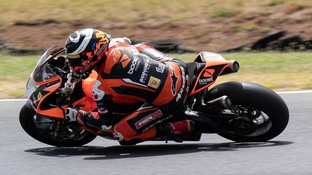 ASBK, Maxwell ci ripensa: niente ritiro, sarà al via anche quest'anno
