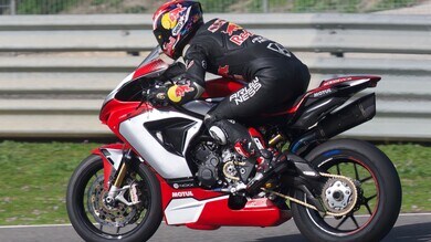SSP, Sofuoglu l'inossidabile: in pista a Jerez con la MV