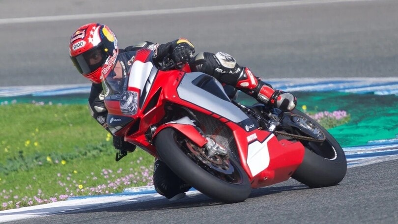 SSP, Jerez test: Sofuoglu discovers the MV... on behalf of his nephew