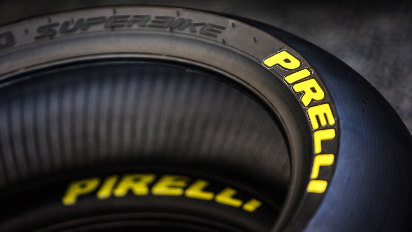 SBK: Pirelli introduce la gomma SCQ per la Superpole Race