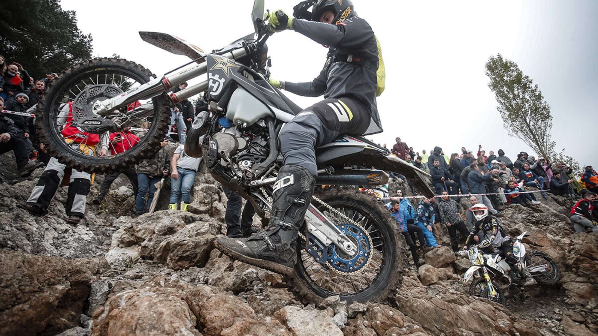 Da nove a otto Gran Premi: cambia il calendario del Mondiale FIM Enduro Estremo