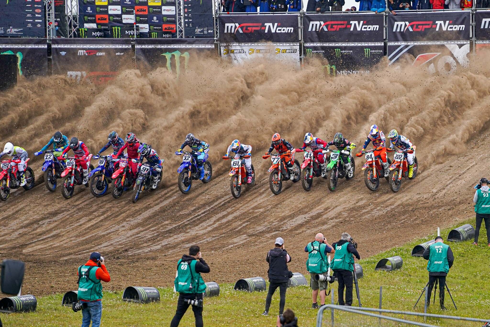 MXGP: in bilico il Gran Premio di Gran Bretagna