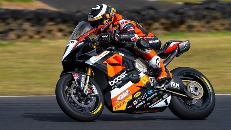 ASBK, Phillip Island: Maxwell grande protagonista, con una caduta e una vittoria