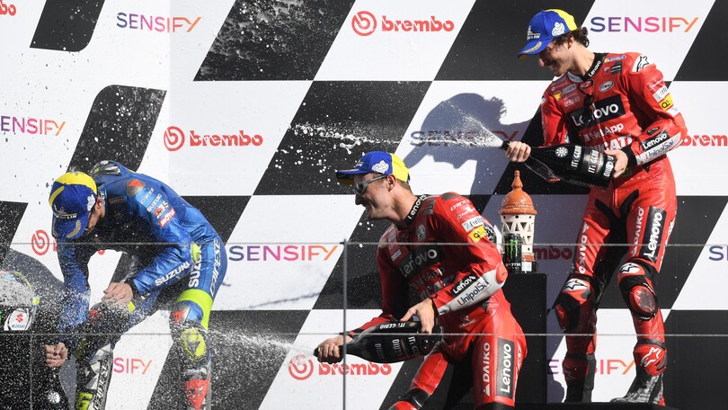 MotoGP Portogallo 2021: le foto più belle della gara di Portimao