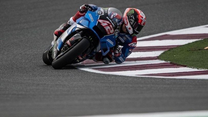 MotoGP, le Suzuki volano in Qatar: Mir e Rins in azione nelle prove del venerdì