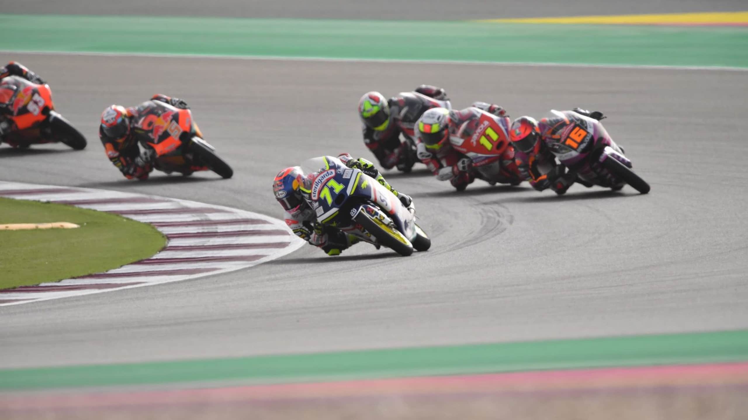 GP Qatar: le immagini live della gara della Moto3
