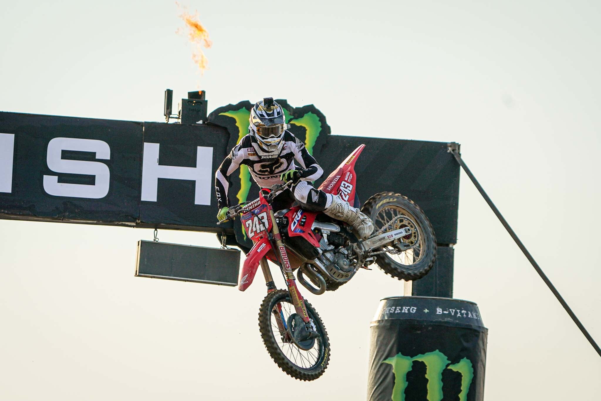 Gran Premio della Lombardia: la MXGP si tinge di rosso