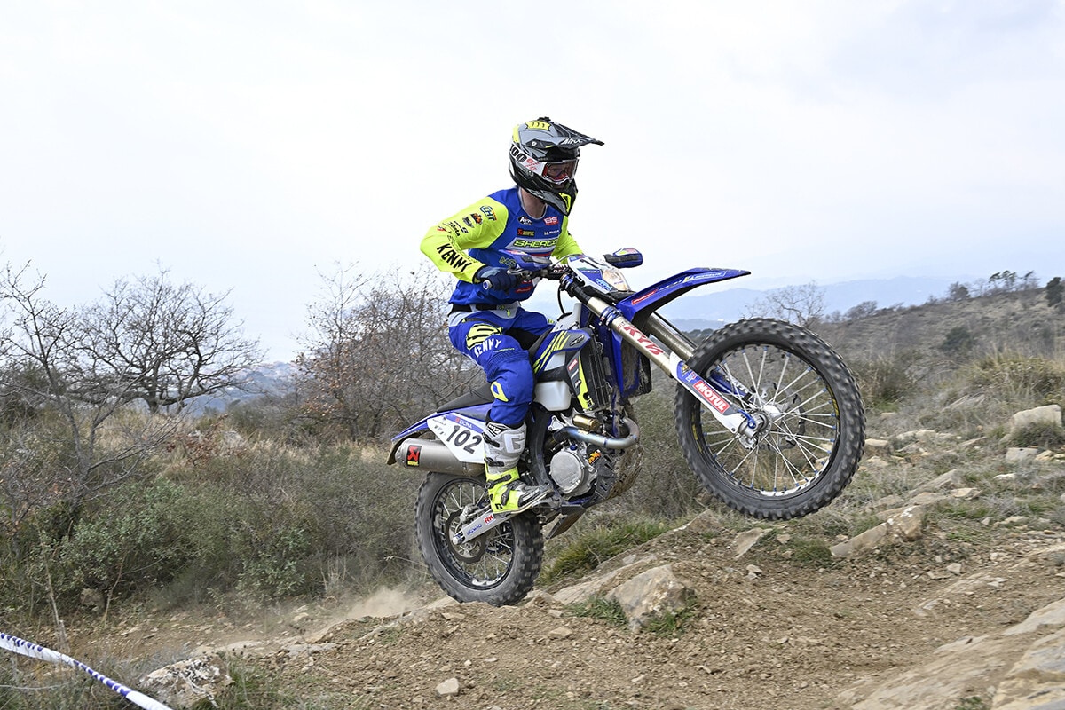 Assoluti d’Italia Enduro, Day 2: Hamish MacDonald in volata su Andrea Verona