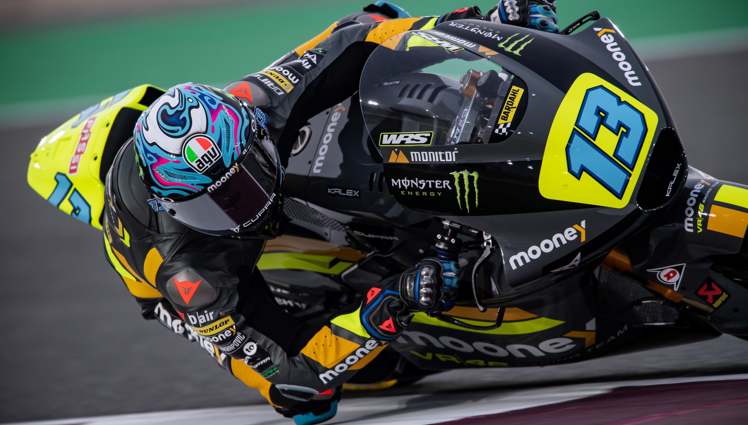 GP Qatar: la Moto2 negli scatti più rilevanti della gara di Lusail