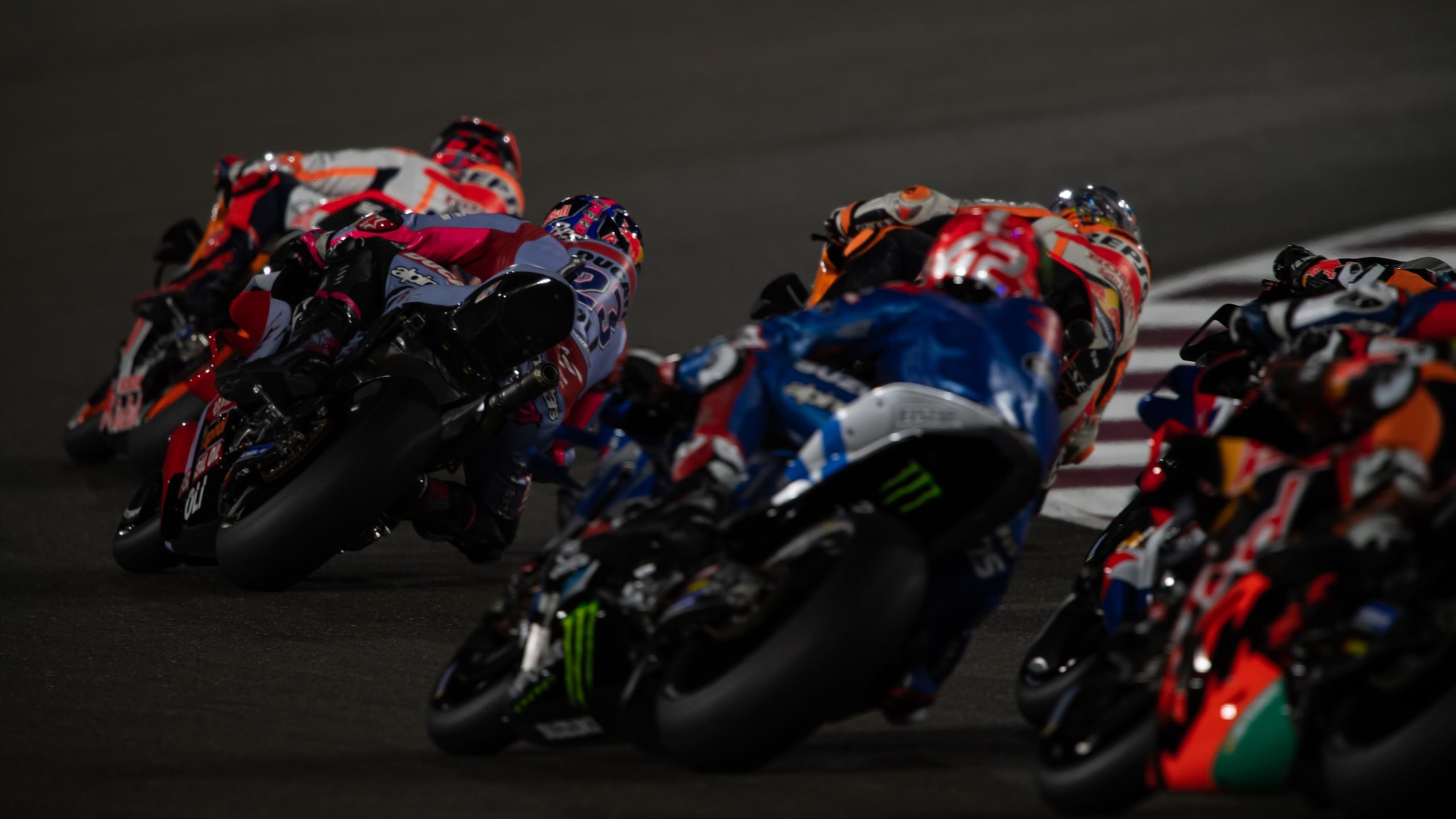 MotoGP, gli scatti più belli del GP del Qatar 2022