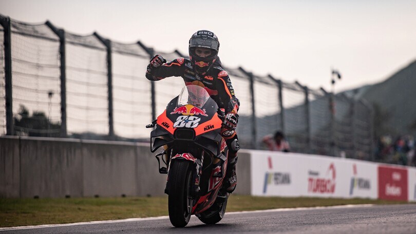 MotoGP, l'uragano Oliveira travolge Mandalika: le immagini del Gran Premio