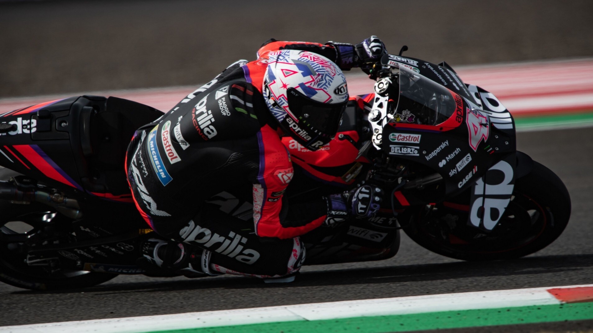 Festa Aprilia in Argentina: Espargaro 1° davanti a Vinales nella FP2