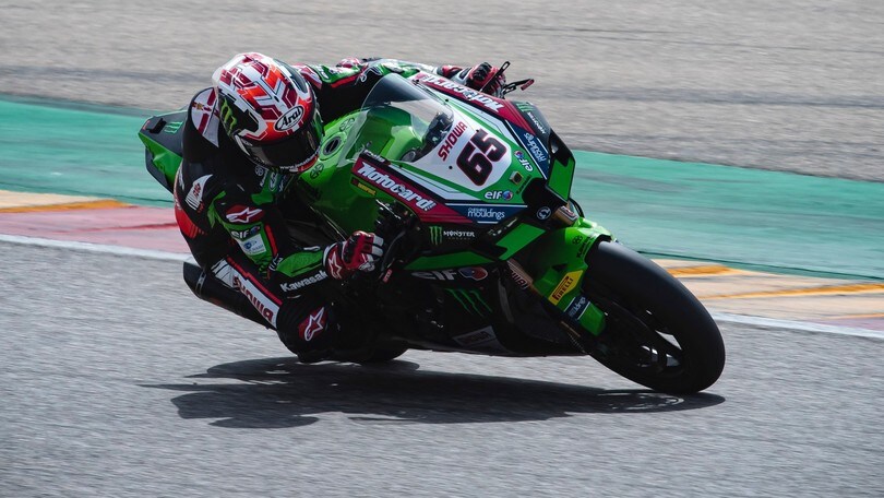 SBK, un Rea da 10 piega Bautista in Gara 1, 4° Rinaldi