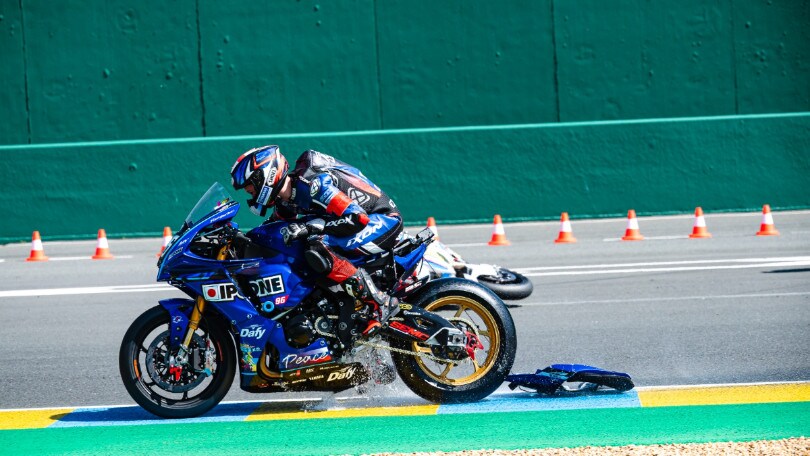 24h di Le Mans, brividi alla partenza: la sequenza dell'incidente